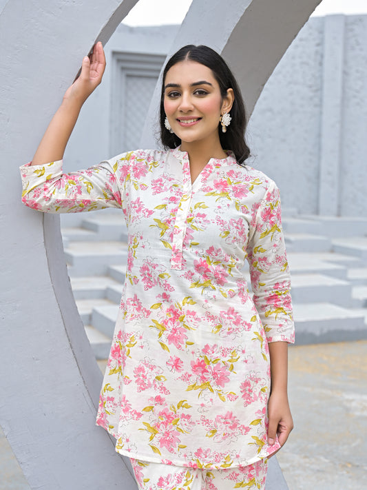 Pure Cotton straight floral print daily wear with side pocket co,ord set.