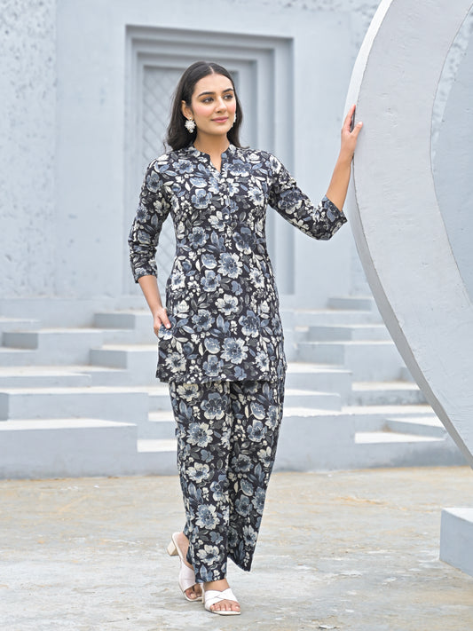 Pure Cotton straight floral print daily wear with side pocket co,ord set.