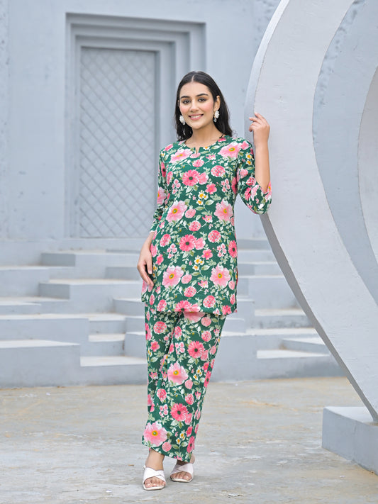 Pure Cotton straight floral print daily wear with side pocket co,ord set.