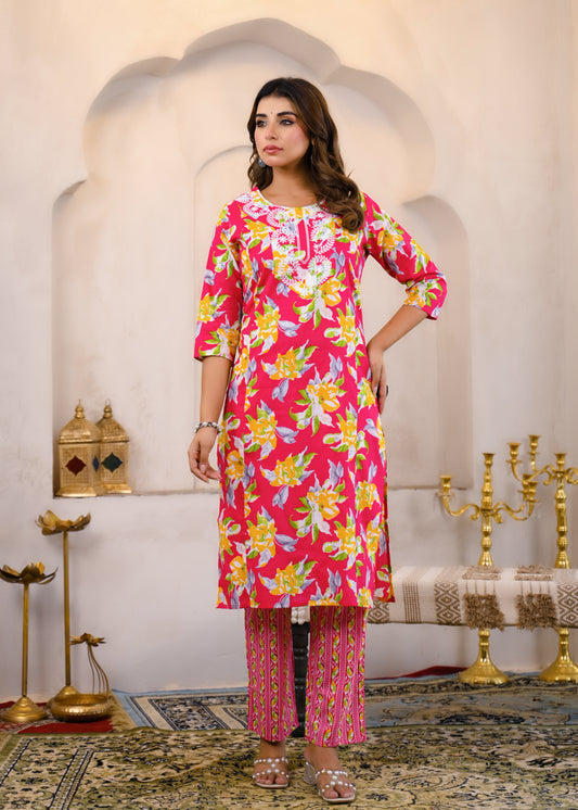 Pink floral Pure cotton neck embroidred printed kurti pant dupatta set.